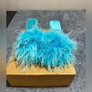 Jeffrey Campbell Light Blue Ostrich Feather Mules Size 9